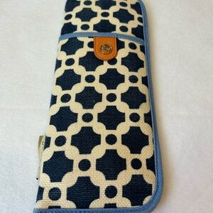 Geometric Patterned Flat Iron Case by Spartina 449